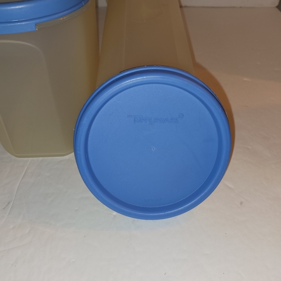 Tupperware Modular Mates Oval #2 + Spaghetti Dispenser # 5 - Picture 6 of 6